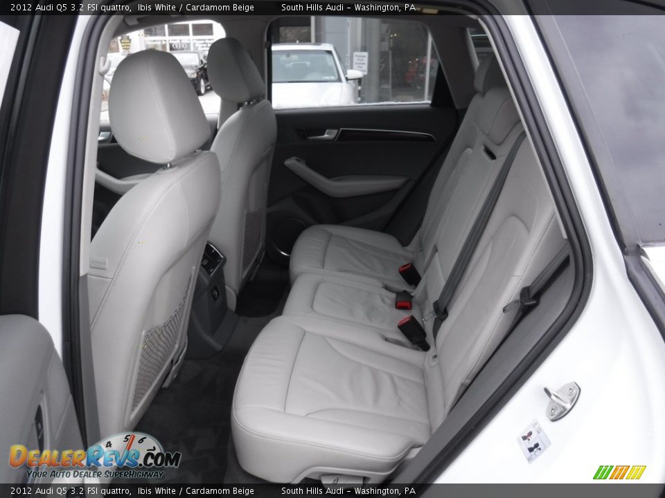 2012 Audi Q5 3.2 FSI quattro Ibis White / Cardamom Beige Photo #35