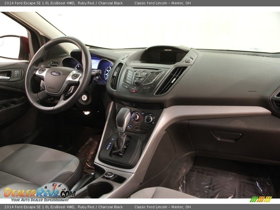 2014 Ford Escape SE 1.6L EcoBoost 4WD Ruby Red / Charcoal Black Photo #18