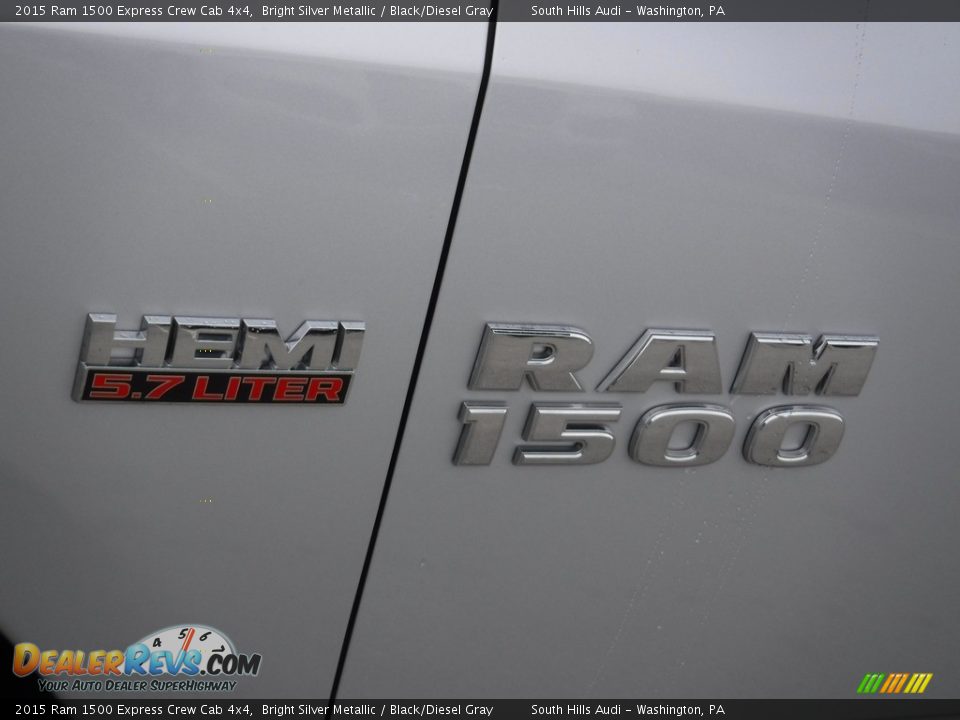 2015 Ram 1500 Express Crew Cab 4x4 Bright Silver Metallic / Black/Diesel Gray Photo #3