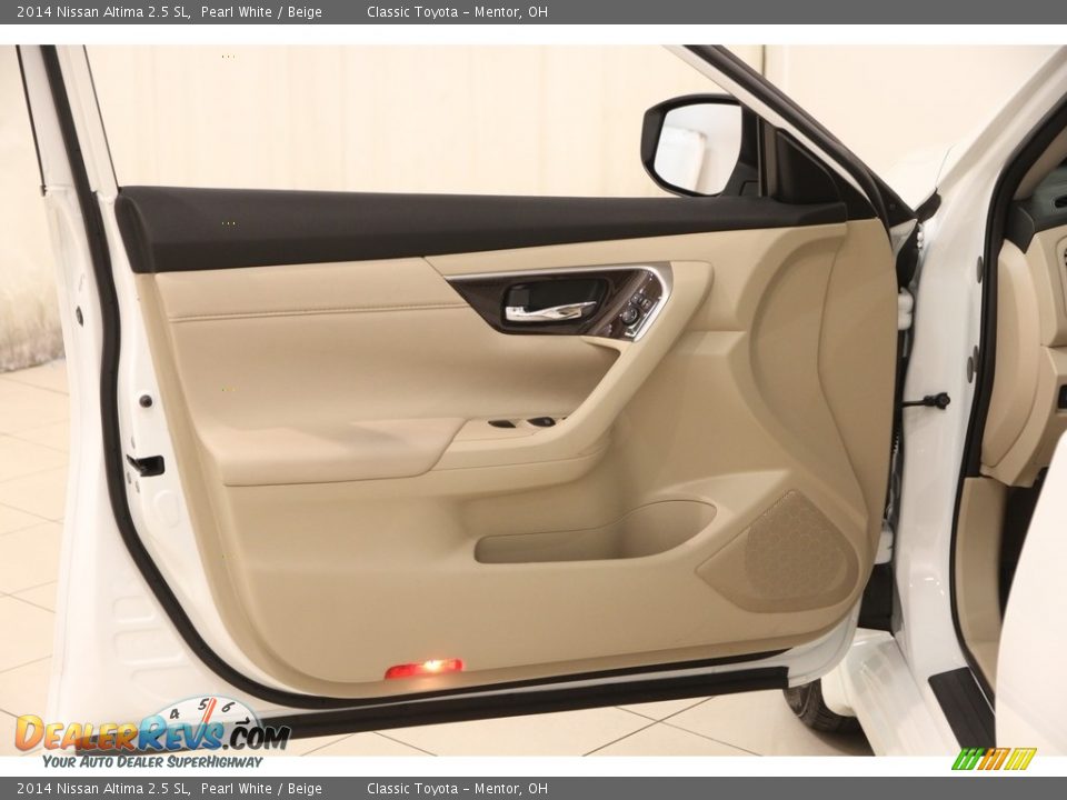 2014 Nissan Altima 2.5 SL Pearl White / Beige Photo #4