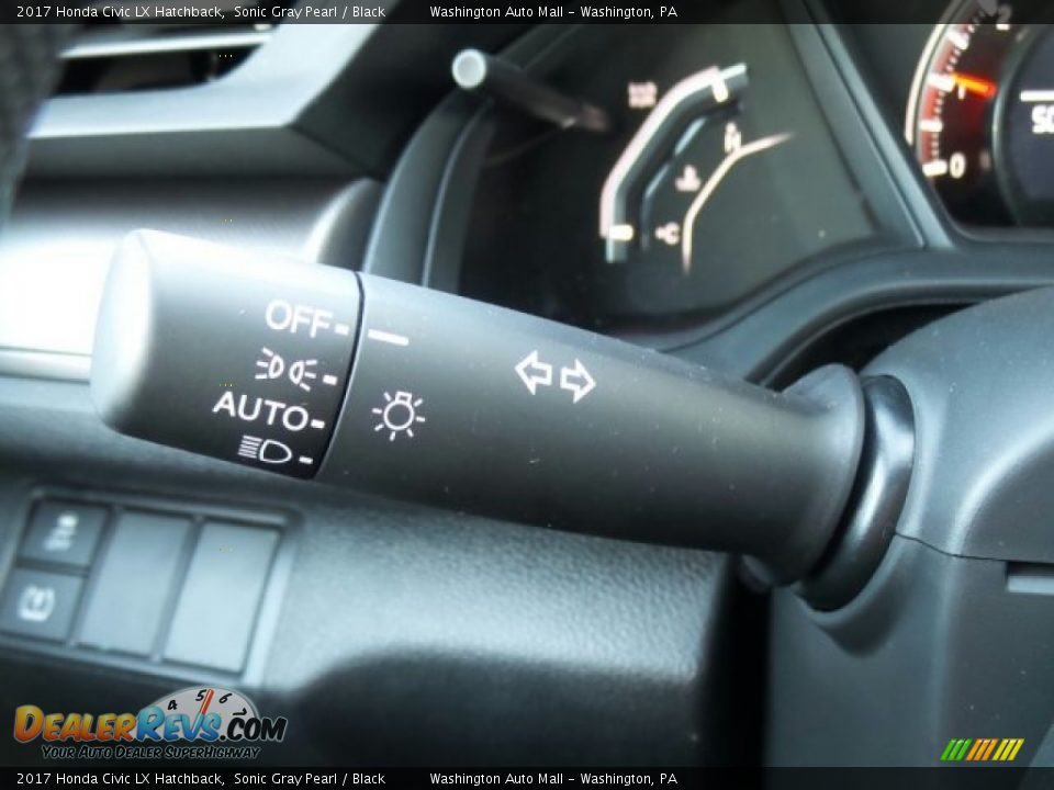 2017 Honda Civic LX Hatchback Sonic Gray Pearl / Black Photo #18