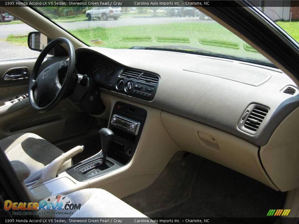 1995 Honda Accord LX V6 Sedan Sherwood Green Pearl / Gray Photo #21