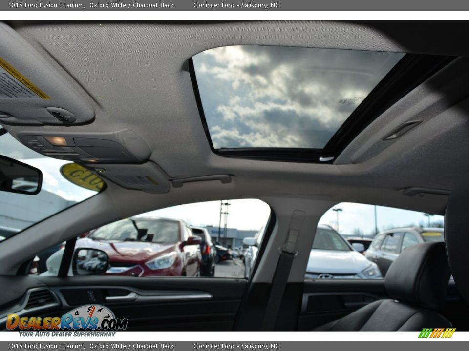 2015 Ford Fusion Titanium Oxford White / Charcoal Black Photo #10
