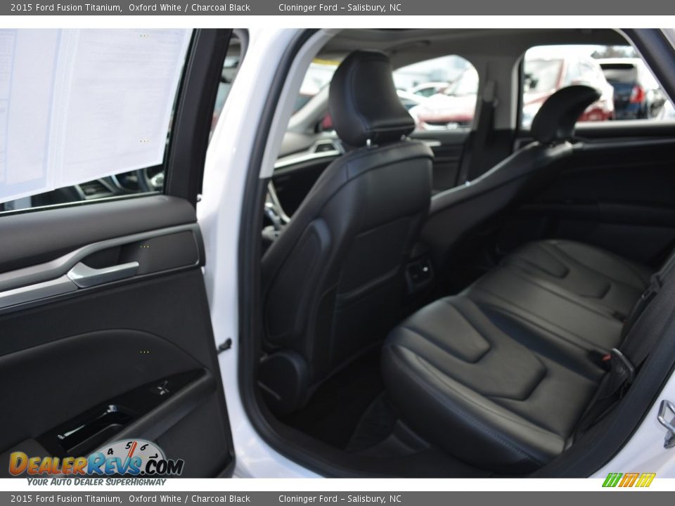 2015 Ford Fusion Titanium Oxford White / Charcoal Black Photo #12