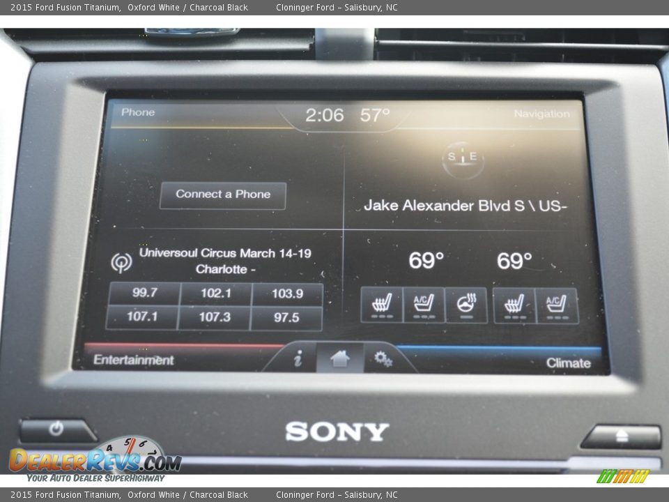 2015 Ford Fusion Titanium Oxford White / Charcoal Black Photo #17