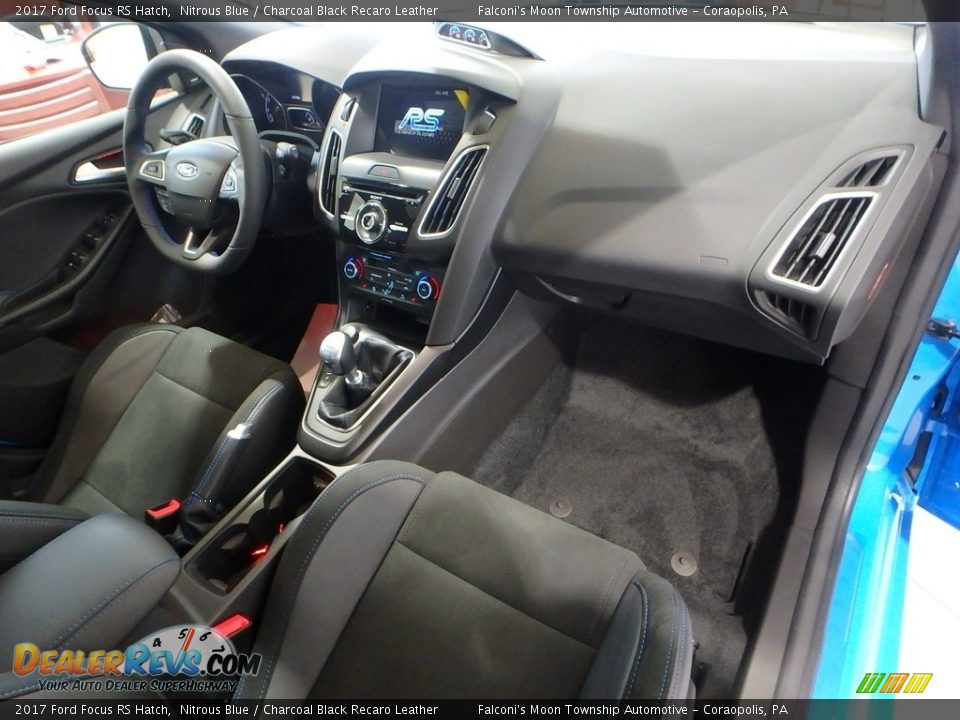 Dashboard of 2017 Ford Focus RS Hatch Photo #12