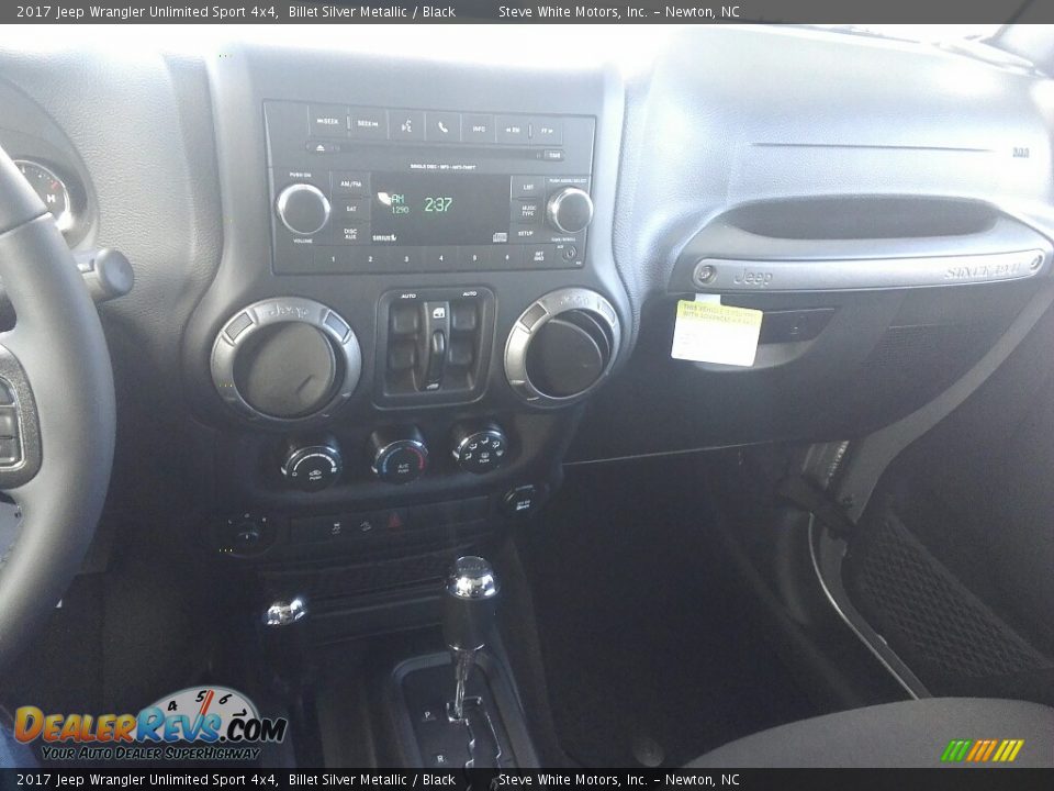 2017 Jeep Wrangler Unlimited Sport 4x4 Billet Silver Metallic / Black Photo #20