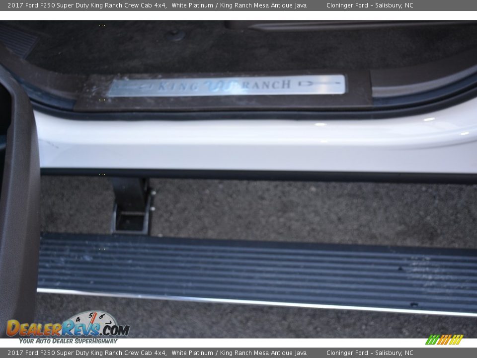 2017 Ford F250 Super Duty King Ranch Crew Cab 4x4 White Platinum / King Ranch Mesa Antique Java Photo #7