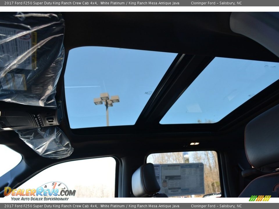 2017 Ford F250 Super Duty King Ranch Crew Cab 4x4 White Platinum / King Ranch Mesa Antique Java Photo #10