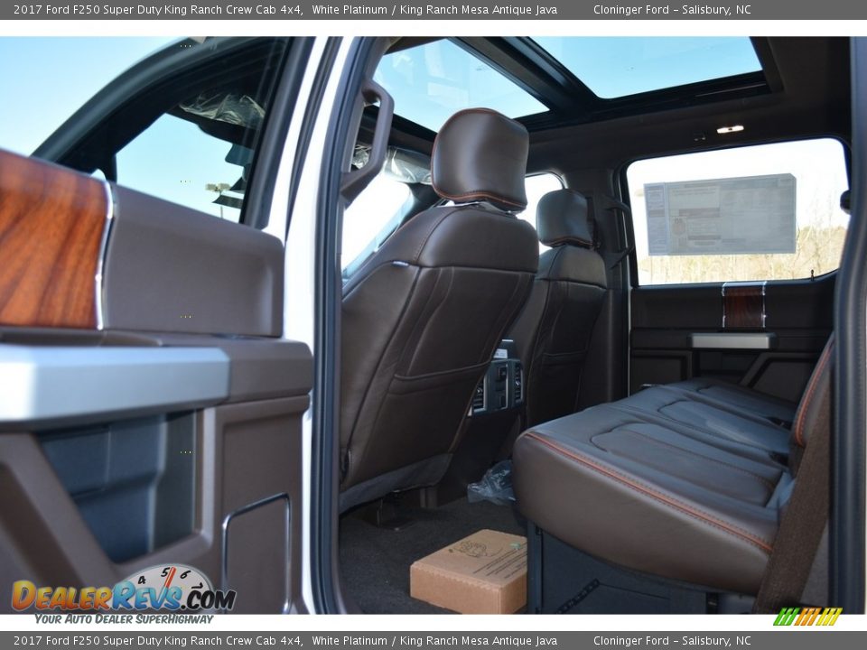 2017 Ford F250 Super Duty King Ranch Crew Cab 4x4 White Platinum / King Ranch Mesa Antique Java Photo #12