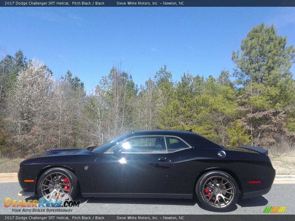 2017 Dodge Challenger SRT Hellcat Pitch Black / Black Photo #1