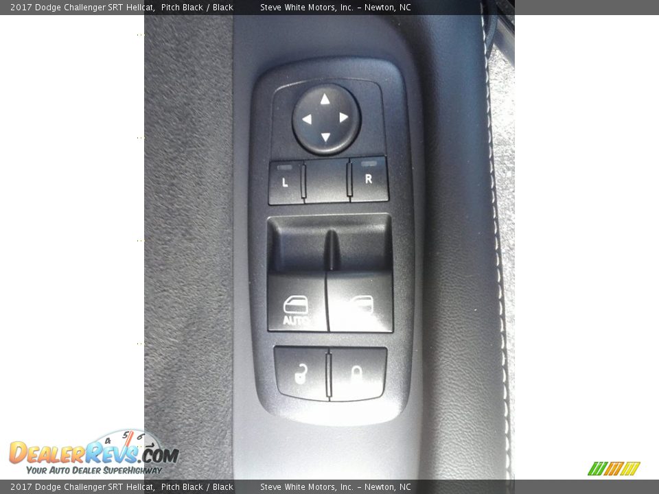 2017 Dodge Challenger SRT Hellcat Pitch Black / Black Photo #9