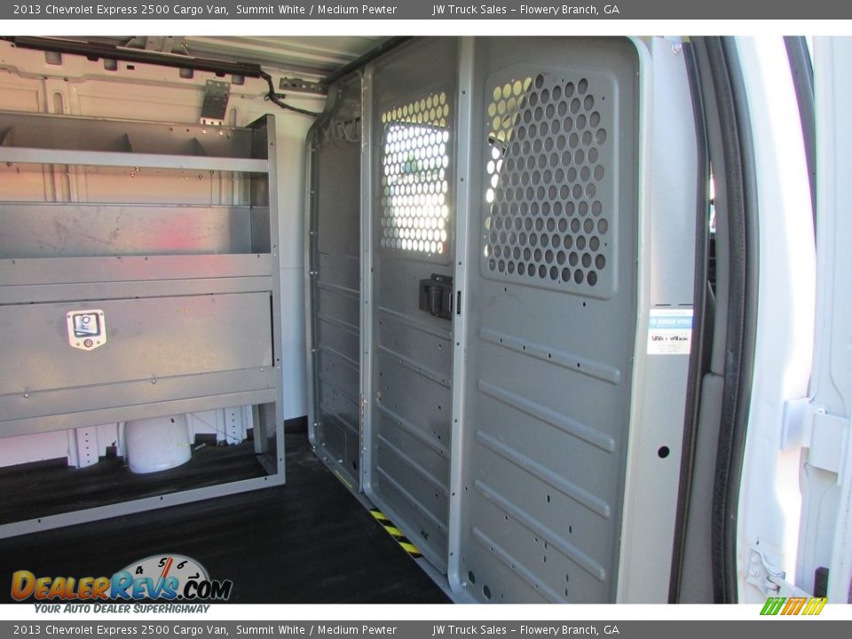2013 Chevrolet Express 2500 Cargo Van Summit White / Medium Pewter Photo #30