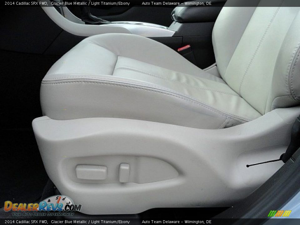 2014 Cadillac SRX FWD Glacier Blue Metallic / Light Titanium/Ebony Photo #16