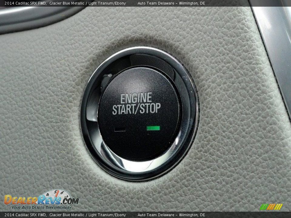 Controls of 2014 Cadillac SRX FWD Photo #23