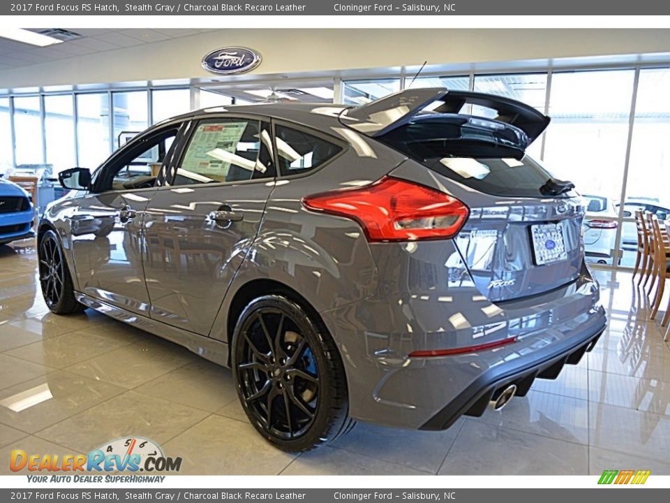 2017 Ford Focus RS Hatch Stealth Gray / Charcoal Black Recaro Leather Photo #23