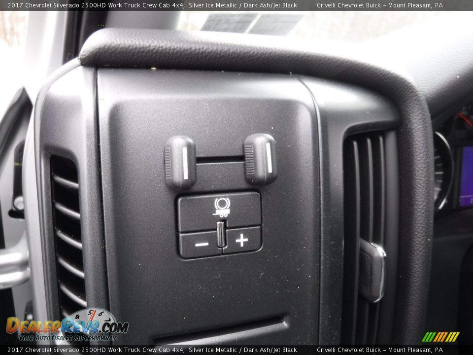 2017 Chevrolet Silverado 2500HD Work Truck Crew Cab 4x4 Silver Ice Metallic / Dark Ash/Jet Black Photo #11