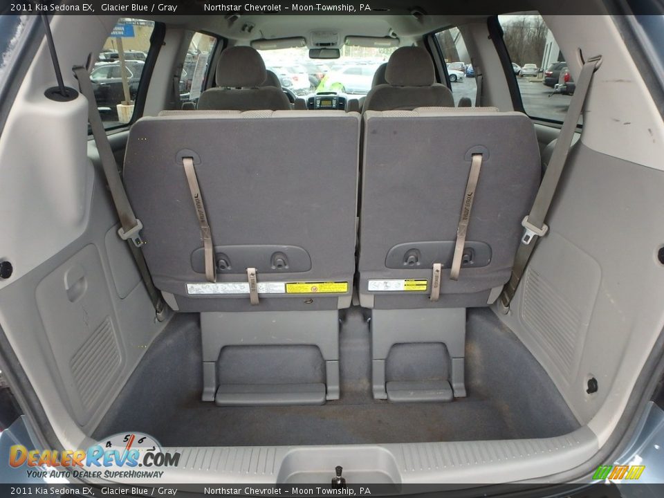 2011 Kia Sedona EX Glacier Blue / Gray Photo #7
