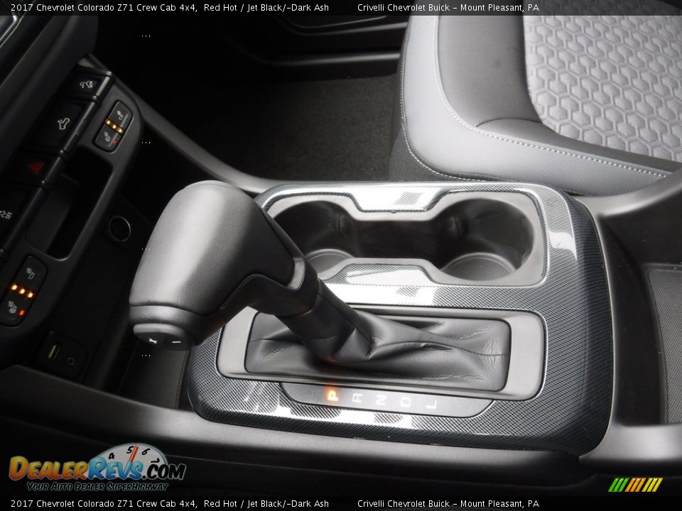 2017 Chevrolet Colorado Z71 Crew Cab 4x4 Shifter Photo #19