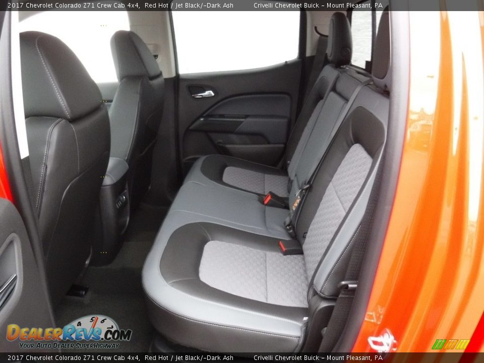 Rear Seat of 2017 Chevrolet Colorado Z71 Crew Cab 4x4 Photo #22