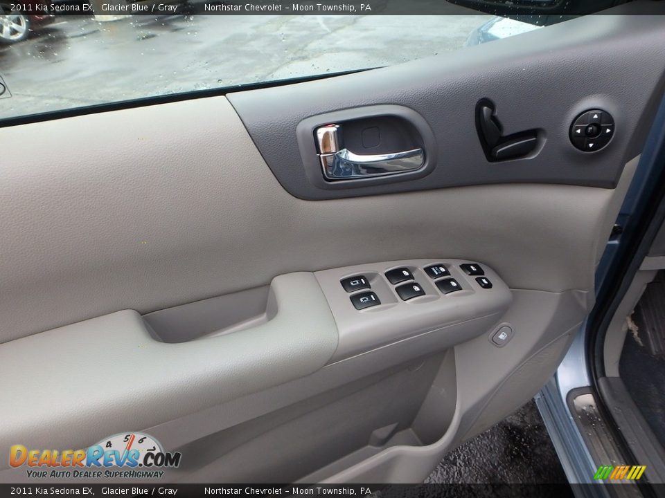 2011 Kia Sedona EX Glacier Blue / Gray Photo #24