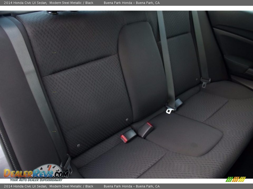 2014 Honda Civic LX Sedan Modern Steel Metallic / Black Photo #15