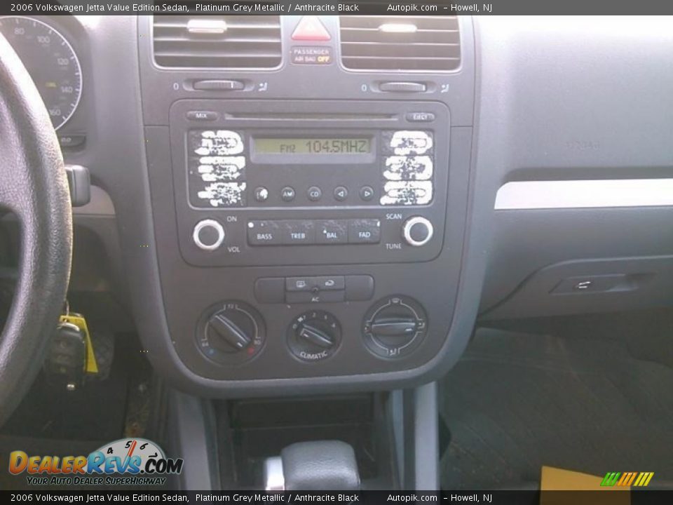 2006 Volkswagen Jetta Value Edition Sedan Platinum Grey Metallic / Anthracite Black Photo #4