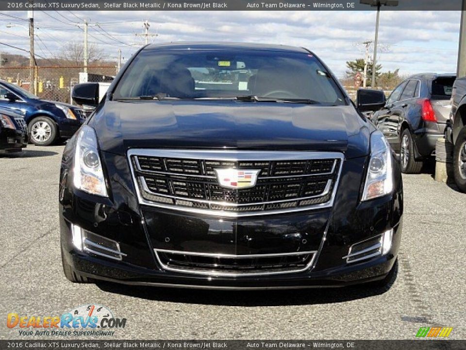2016 Cadillac XTS Luxury Sedan Stellar Black Metallic / Kona Brown/Jet Black Photo #2