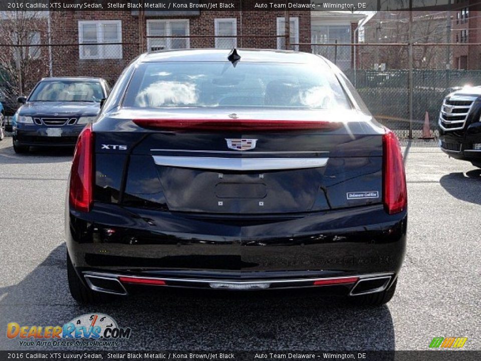2016 Cadillac XTS Luxury Sedan Stellar Black Metallic / Kona Brown/Jet Black Photo #5
