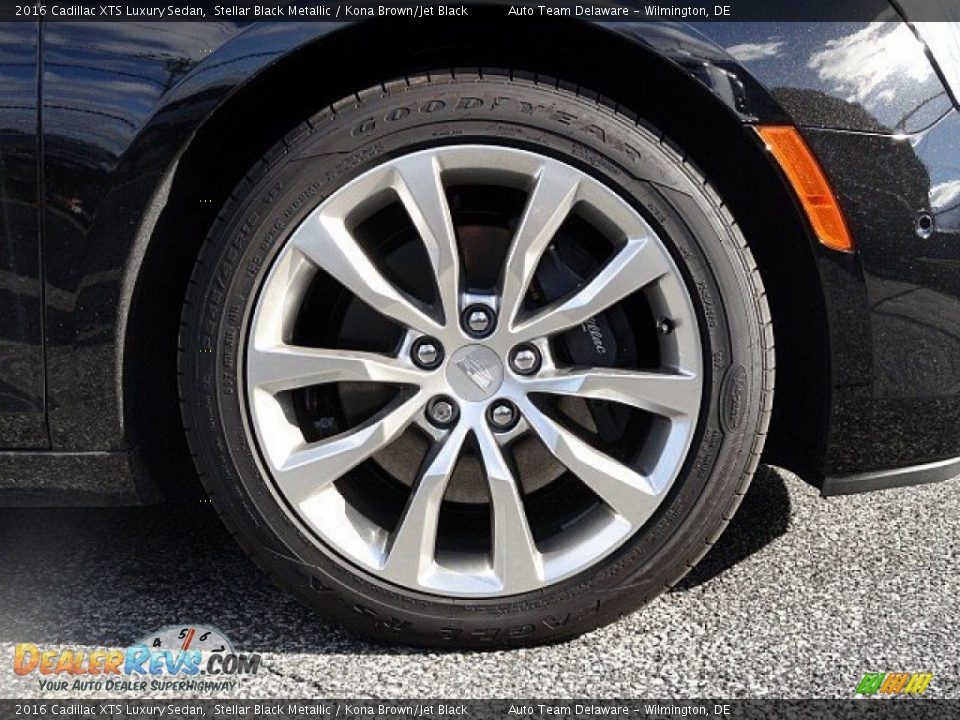 2016 Cadillac XTS Luxury Sedan Stellar Black Metallic / Kona Brown/Jet Black Photo #8