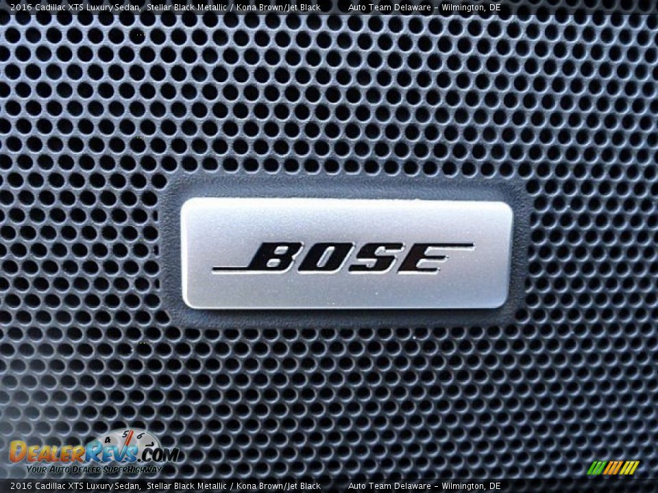 2016 Cadillac XTS Luxury Sedan Stellar Black Metallic / Kona Brown/Jet Black Photo #12