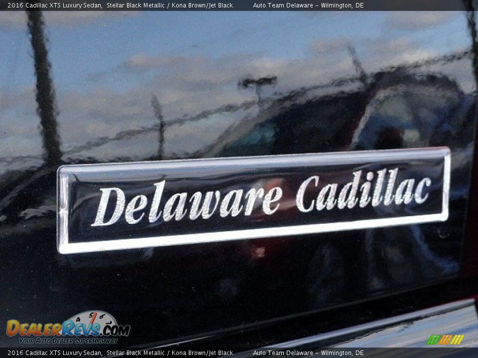 2016 Cadillac XTS Luxury Sedan Stellar Black Metallic / Kona Brown/Jet Black Photo #30