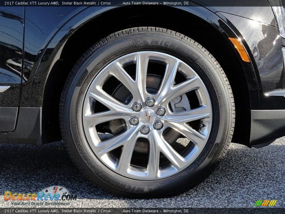 2017 Cadillac XT5 Luxury AWD Stellar Black Metallic / Cirrus Photo #8