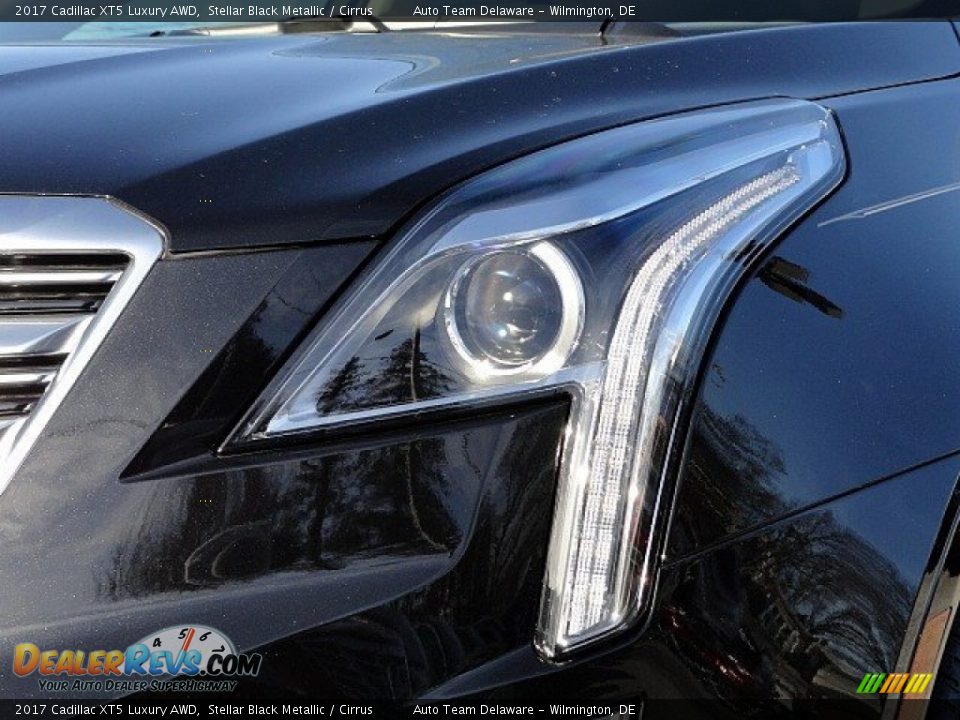2017 Cadillac XT5 Luxury AWD Stellar Black Metallic / Cirrus Photo #9