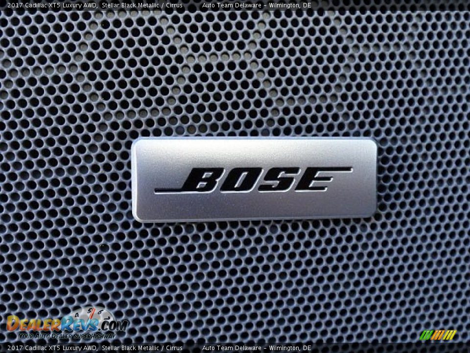 2017 Cadillac XT5 Luxury AWD Stellar Black Metallic / Cirrus Photo #12