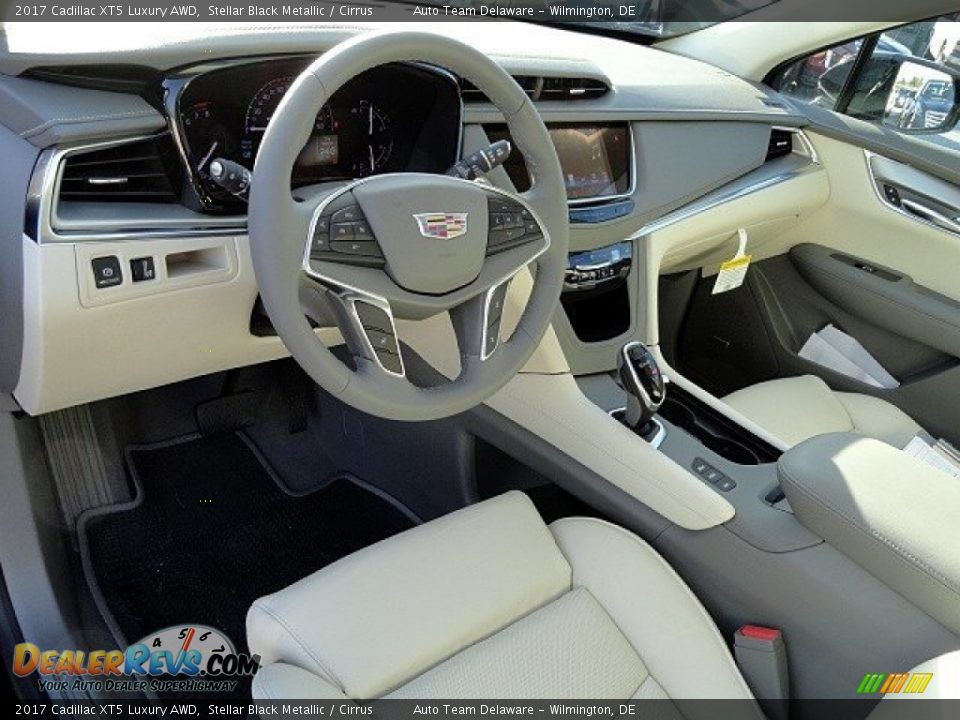 2017 Cadillac XT5 Luxury AWD Stellar Black Metallic / Cirrus Photo #15
