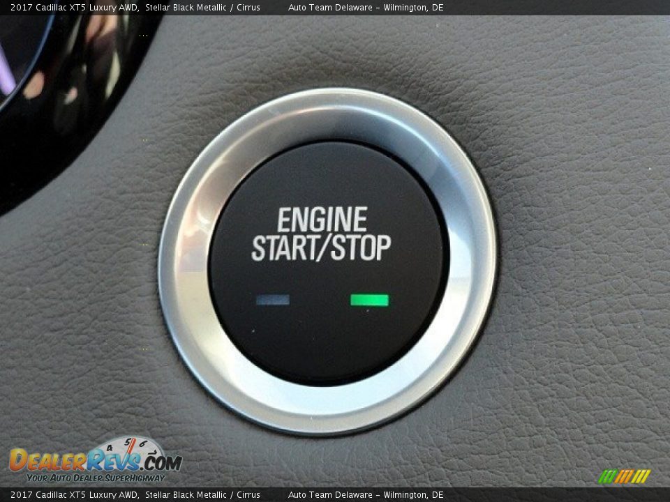 2017 Cadillac XT5 Luxury AWD Stellar Black Metallic / Cirrus Photo #21