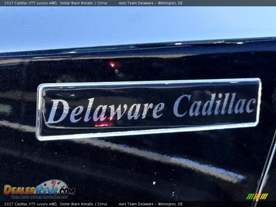 2017 Cadillac XT5 Luxury AWD Stellar Black Metallic / Cirrus Photo #29