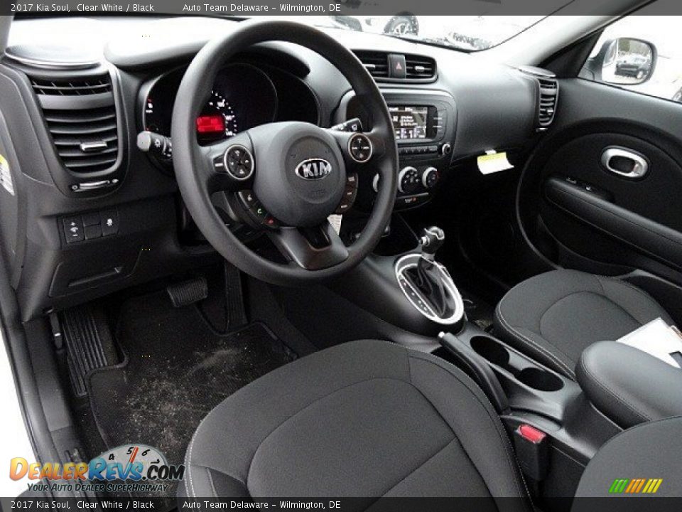 Black Interior - 2017 Kia Soul  Photo #13