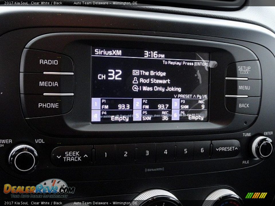 Audio System of 2017 Kia Soul  Photo #17