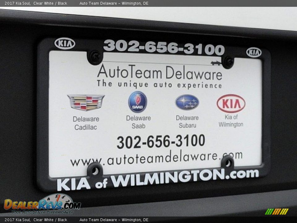 2017 Kia Soul Clear White / Black Photo #25