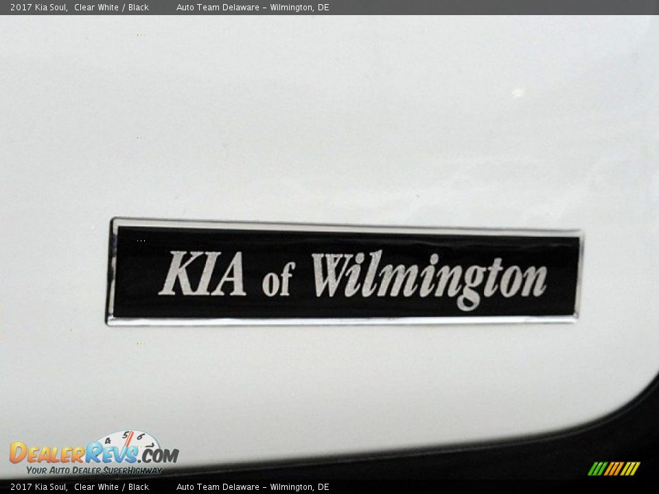 2017 Kia Soul Clear White / Black Photo #26