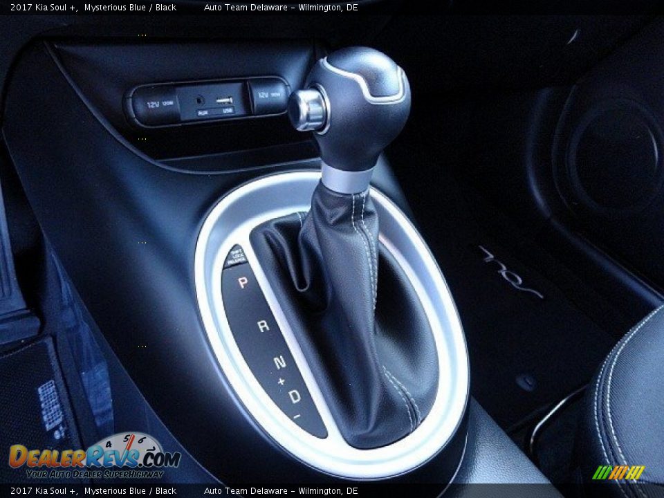 2017 Kia Soul + Shifter Photo #14