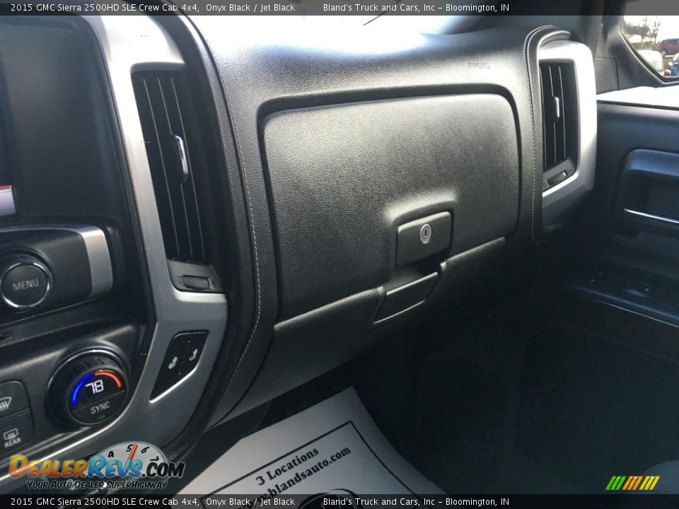 2015 GMC Sierra 2500HD SLE Crew Cab 4x4 Onyx Black / Jet Black Photo #19