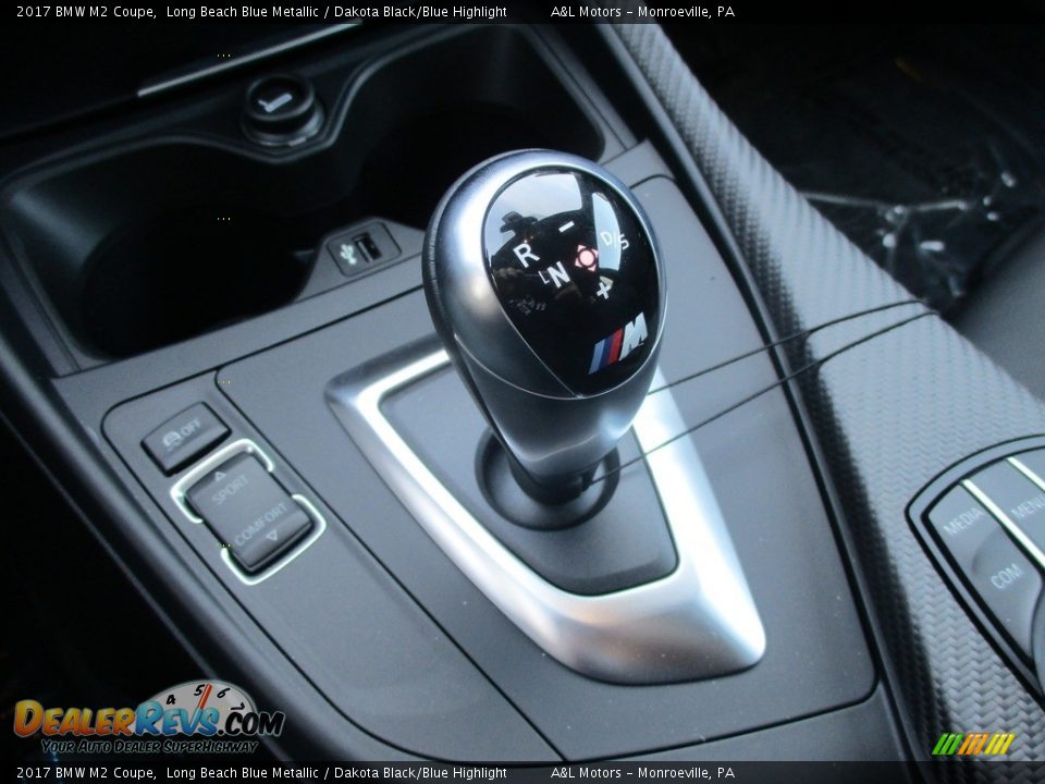 2017 BMW M2 Coupe Shifter Photo #15
