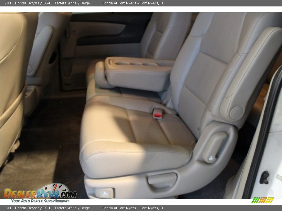 2011 Honda Odyssey EX-L Taffeta White / Beige Photo #28