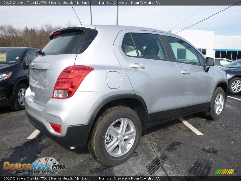 2017 Chevrolet Trax LS AWD Silver Ice Metallic / Jet Black Photo #5
