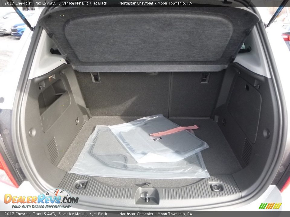 2017 Chevrolet Trax LS AWD Silver Ice Metallic / Jet Black Photo #7
