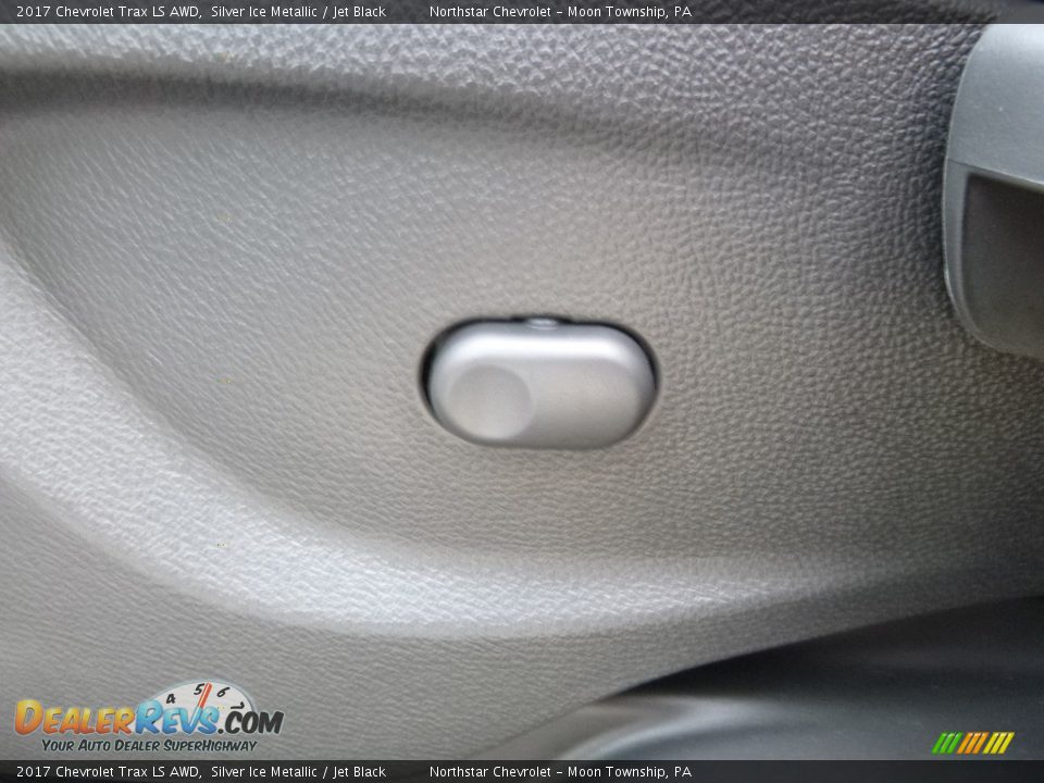 2017 Chevrolet Trax LS AWD Silver Ice Metallic / Jet Black Photo #15