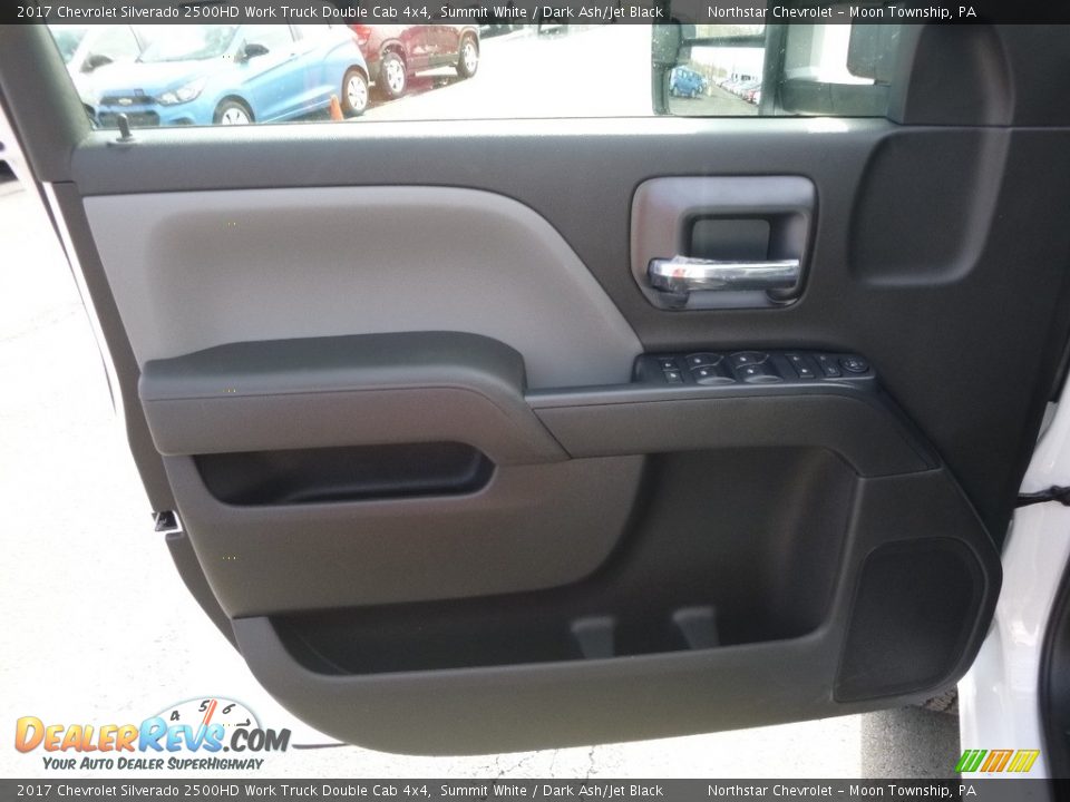 Door Panel of 2017 Chevrolet Silverado 2500HD Work Truck Double Cab 4x4 Photo #14